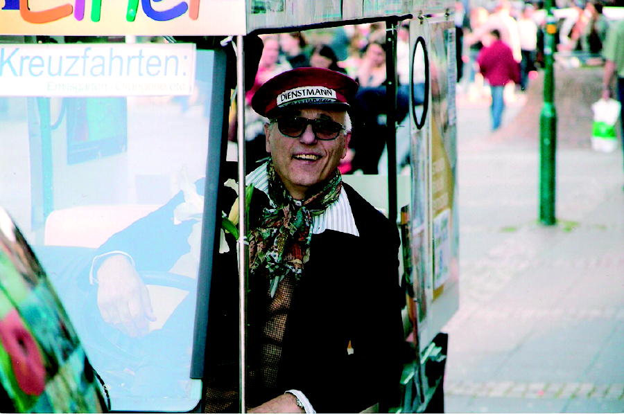 Peter Dinkel im Heiner-Liner Shuttle-Service